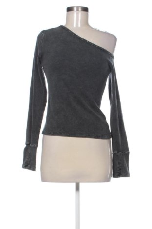 Дамска блуза SHEIN, Размер S, Цвят Сив, Цена 5,72 €, #137591309