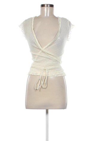 Bluză de femei Saint Tropez, Mărime M, Culoare Ecru, Preț 36,74 Lei, #137599005