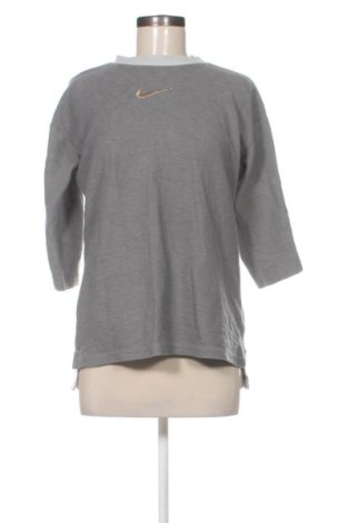 Γυναικεία μπλούζα Nike, Μέγεθος XL, Χρώμα Γκρί, Τιμή 21,00 €, #137584475