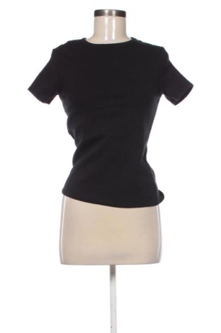Damski T-shirt Pull&Bear, Rozmiar M, Kolor Czarny, Cena 44,27 zł, #137560942