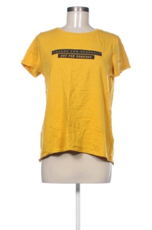 Γυναικείο t-shirt LCW, Μέγεθος M, Χρώμα Κίτρινο, Τιμή 9,01 €, #137571825