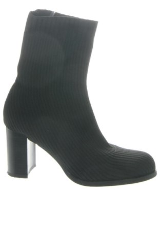 Botine de damă Day-Vine, Mărime 37, Culoare Negru, Preț 141,72 Lei, #137520140