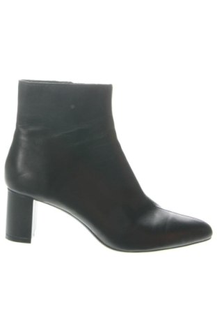 Botine de damă Zara, Mărime 37, Culoare Negru, Preț 129,00 Lei, #137560157