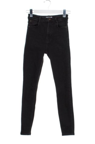 Blugi de femei Zara, Mărime XS, Culoare Negru, Preț 104,88 Lei, #137535885