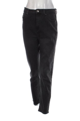 Blugi de femei Pull&Bear, Mărime L, Culoare Negru, Preț 80,59 Lei, #137544801