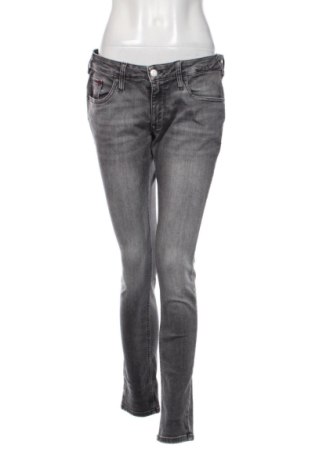 Дамски дънки Tommy Jeans, Размер XL, Цвят Сив, Цена 38,85 €, #137548109