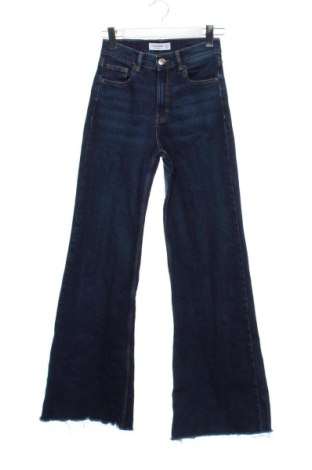 Blugi de femei Pull&Bear, Mărime XS, Culoare Albastru, Preț 73,49 Lei, #137554248