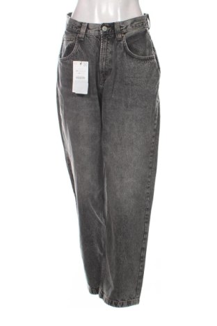 Blugi de femei Zara, Mărime M, Culoare Gri, Preț 195,00 Lei, #137557768
