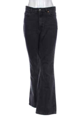 Dámské džíny  Stradivarius, Velikost S, Barva Černá, Cena  287,00 Kč, #137560630