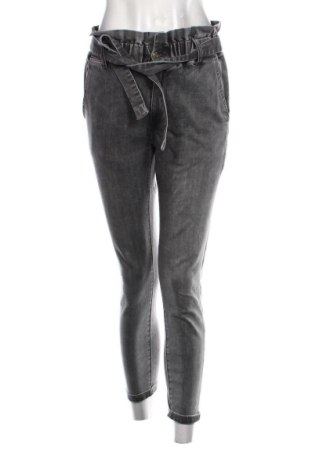 Blugi de femei Unbranded, Mărime S, Culoare Gri, Preț 52,49 Lei, #137567973