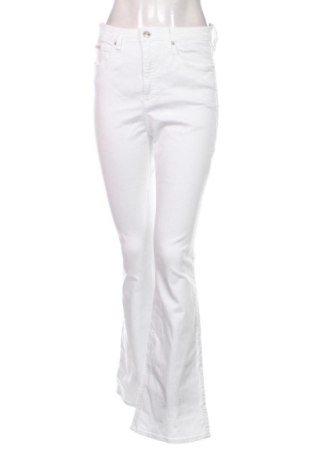 Blugi de femei Calvin Klein, Mărime M, Culoare Alb, Preț 438,82 Lei, #137568410