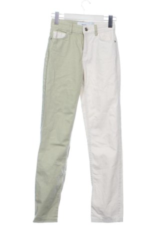 Damen Jeans Bershka, Größe XS, Farbe Mehrfarbig, Preis € 14,00, #137576996