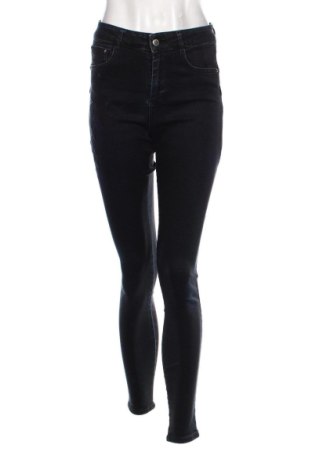 Дамски дънки Desigual, Размер M, Цвят Черен, Цена 46,00 €, #137588871
