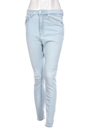 Damskie jeansy Stradivarius, Rozmiar M, Kolor Niebieski, Cena 50,80 zł, #137596606