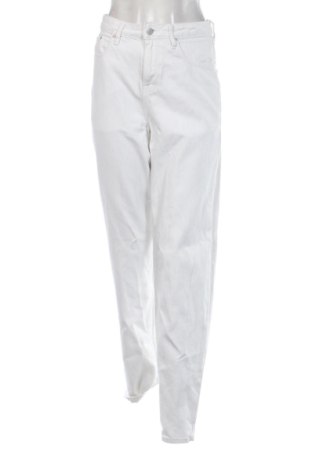 Дамски дънки ASOS, Размер M, Цвят Бял, Цена 17,25 €, #137507318