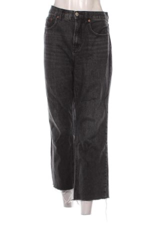 Blugi de femei Stradivarius, Mărime M, Culoare Negru, Preț 97,00 Lei, #137570063