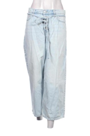 Damen Jeans Bershka, Größe M, Farbe Blau, Preis € 12,00, #137599683