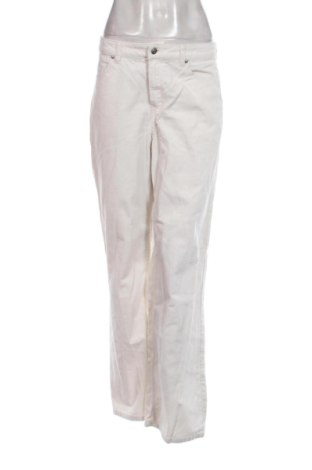 Pantaloni de velvet de femei H&M, Mărime M, Culoare Ecru, Preț 47,24 Lei, #137572571