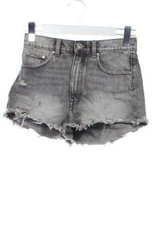 Pantaloni scurți de femei Zara, Mărime XS, Culoare Gri, Preț 68,99 Lei, #137522890