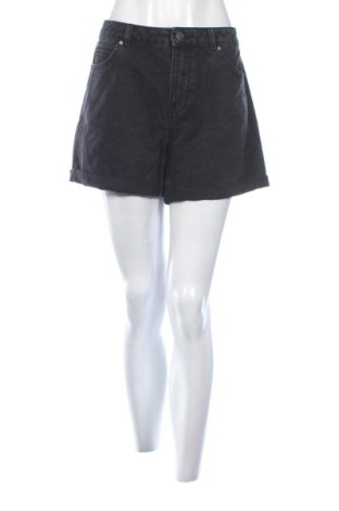 Pantaloni scurți de femei Vero Moda, Mărime L, Culoare Negru, Preț 54,99 Lei, #137538718