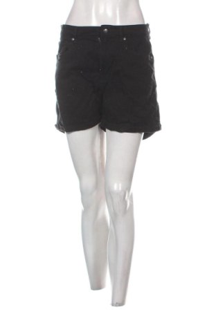 Pantaloni scurți de femei Page One, Mărime M, Culoare Negru, Preț 38,99 Lei, #137540362