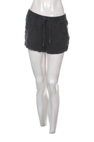 Pantaloni scurți de femei H&M, Mărime L, Culoare Negru, Preț 60,00 Lei, #137541015