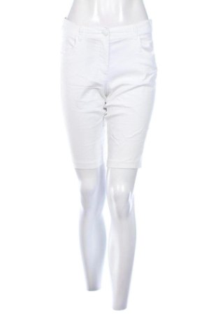 Pantaloni scurți de femei Charles Vogele, Mărime M, Culoare Alb, Preț 51,99 Lei, #137542838