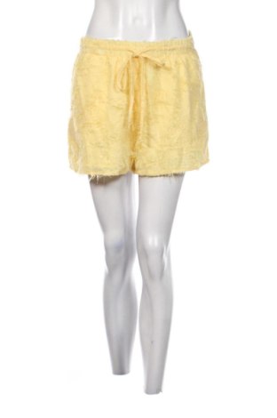 Pantaloni scurți de femei Loavies, Mărime L, Culoare Galben, Preț 78,99 Lei, #137543767