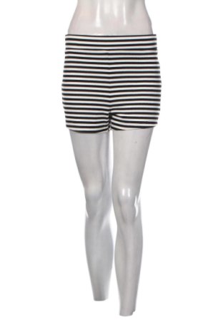 Pantaloni scurți de femei Cropp, Mărime S, Culoare Multicolor, Preț 44,64 Lei, #137544415