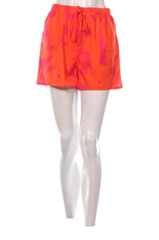 Pantaloni scurți de femei SHEIN, Mărime M, Culoare Multicolor, Preț 36,74 Lei, #137553065