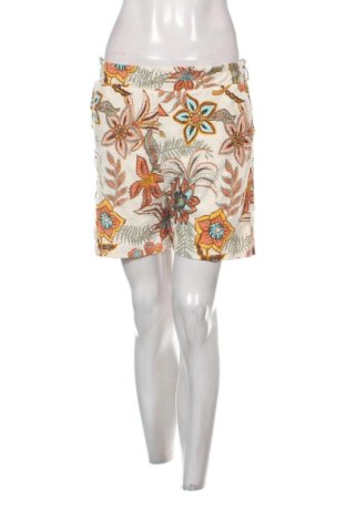 Pantaloni scurți de femei Garcia, Mărime S, Culoare Multicolor, Preț 80,99 Lei, #137557782