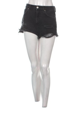 Pantaloni scurți de femei Pull&Bear, Mărime S, Culoare Negru, Preț 56,99 Lei, #137560285
