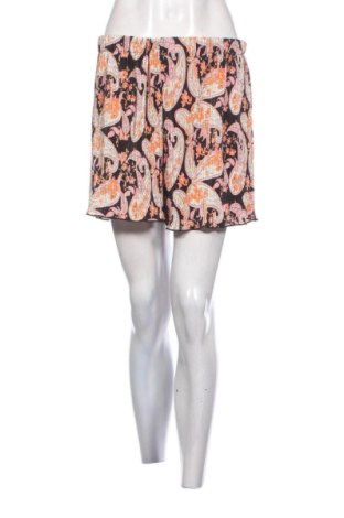 Dámské kraťasy  Unbranded, Velikost M, Barva Vícebarevné, Cena  259,00 Kč, #137562630