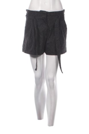 Pantaloni scurți de femei Pimkie, Mărime S, Culoare Multicolor, Preț 35,99 Lei, #137563080