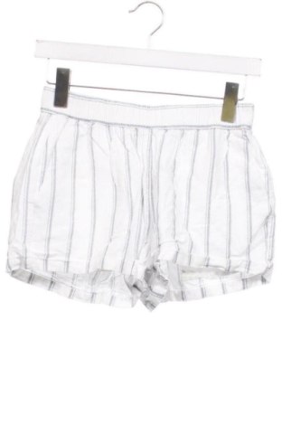 Pantaloni scurți de femei Vero Moda, Mărime XS, Culoare Multicolor, Preț 39,99 Lei, #137563496