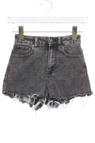 Дамски къс панталон Tezenis, Размер XXS, Цвят Сив, Цена 8,18 €, #137563796