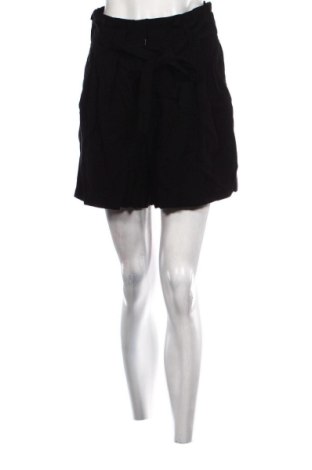 Pantaloni scurți de femei Reserved, Mărime S, Culoare Negru, Preț 35,00 Lei, #137565911