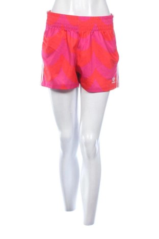 Pantaloni scurți de femei Adidas x Marimekko, Mărime M, Culoare Multicolor, Preț 120,73 Lei, #137566914