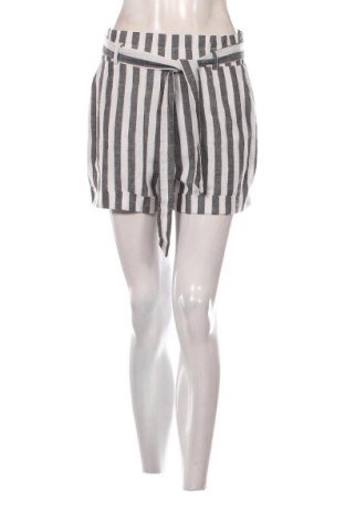 Дамски къс панталон NEW COLLECTION, Размер S, Цвят Многоцветен, Цена 11,00 €, #137572326