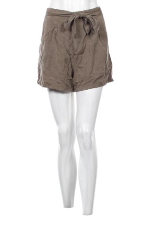 Дамски къс панталон Vero Moda, Размер M, Цвят Кафяв, Цена 8,00 €, #137584090