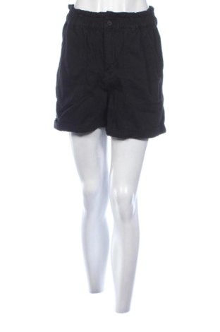 Pantaloni scurți de femei Tom Tailor, Mărime M, Culoare Negru, Preț 94,99 Lei, #137587166