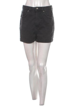 Pantaloni scurți de femei H&M, Mărime S, Culoare Negru, Preț 52,49 Lei, #137589294