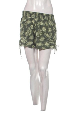 Pantaloni scurți de femei Beloved, Mărime L, Culoare Multicolor, Preț 41,99 Lei, #137590300