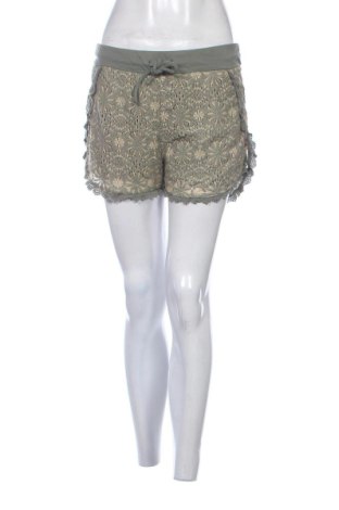 Γυναικείο κοντό παντελόνι NEW COLLECTION, Μέγεθος M, Χρώμα Πράσινο, Τιμή 10,86 €, #137593716