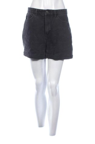Damskie szorty ONLY, Rozmiar M, Kolor Czarny, Cena 52,99 zł, #137564066