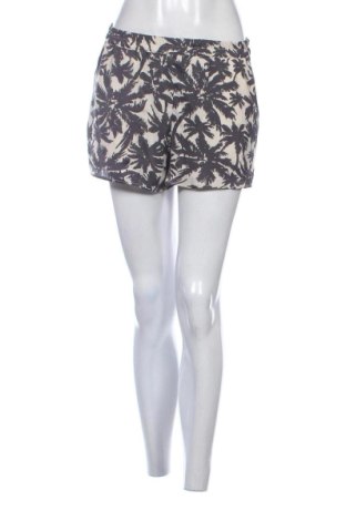 Pantaloni scurți de femei Vero Moda, Mărime M, Culoare Multicolor, Preț 36,74 Lei, #137570168