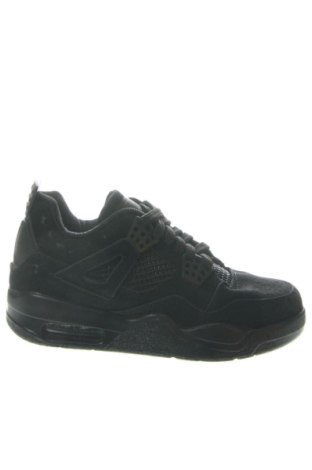 Încălțăminte de damă Air Jordan Nike, Mărime 37, Culoare Negru, Preț 441,00 Lei, #137558769