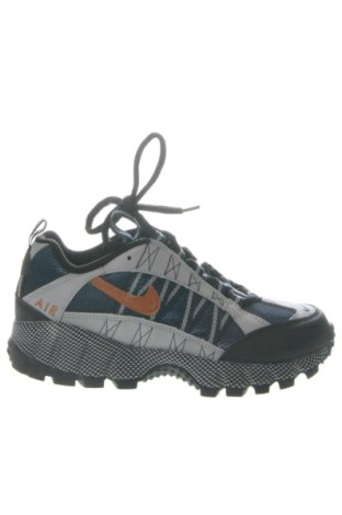 Γυναικεία παπούτσια Nike, Μέγεθος 39, Χρώμα Πολύχρωμο, Τιμή 87,99 €, #137543575