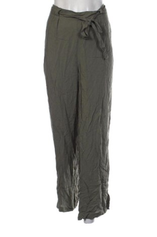 Pantaloni de femei Primark, Mărime L, Culoare Verde, Preț 68,99 Lei, #137550692