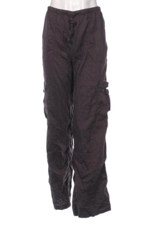 Pantaloni de femei Clockhouse, Mărime XL, Culoare Maro, Preț 56,99 Lei, #137551123